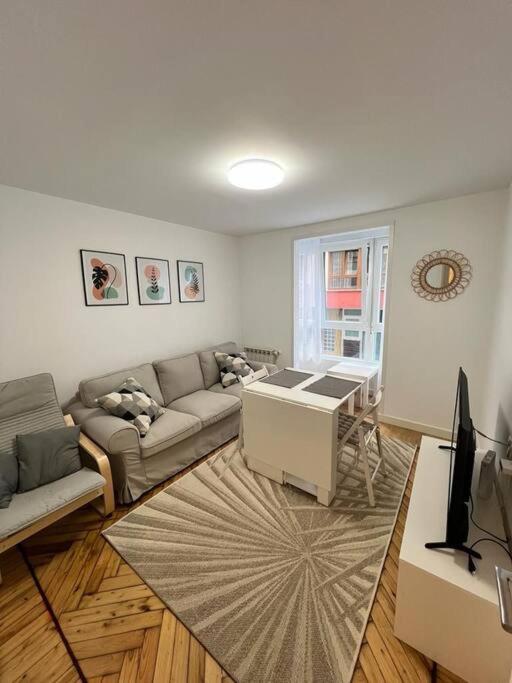 Apartamento Acogedor Santander Bagian luar foto