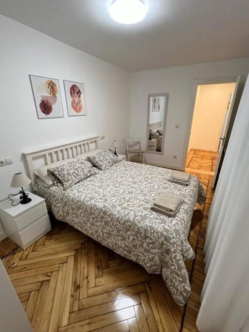 Apartamento Acogedor Santander Bagian luar foto