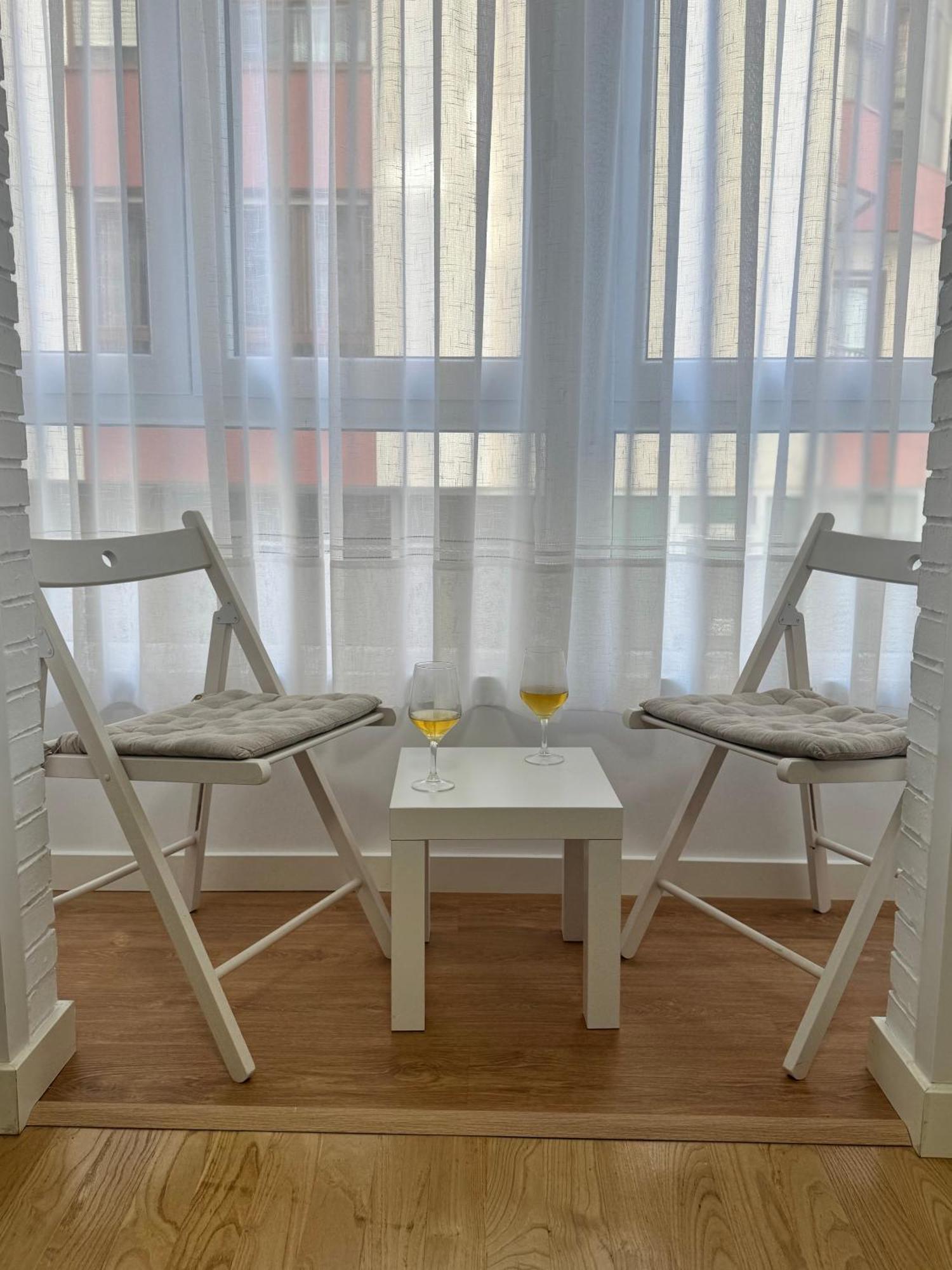 Apartamento Acogedor Santander Bagian luar foto