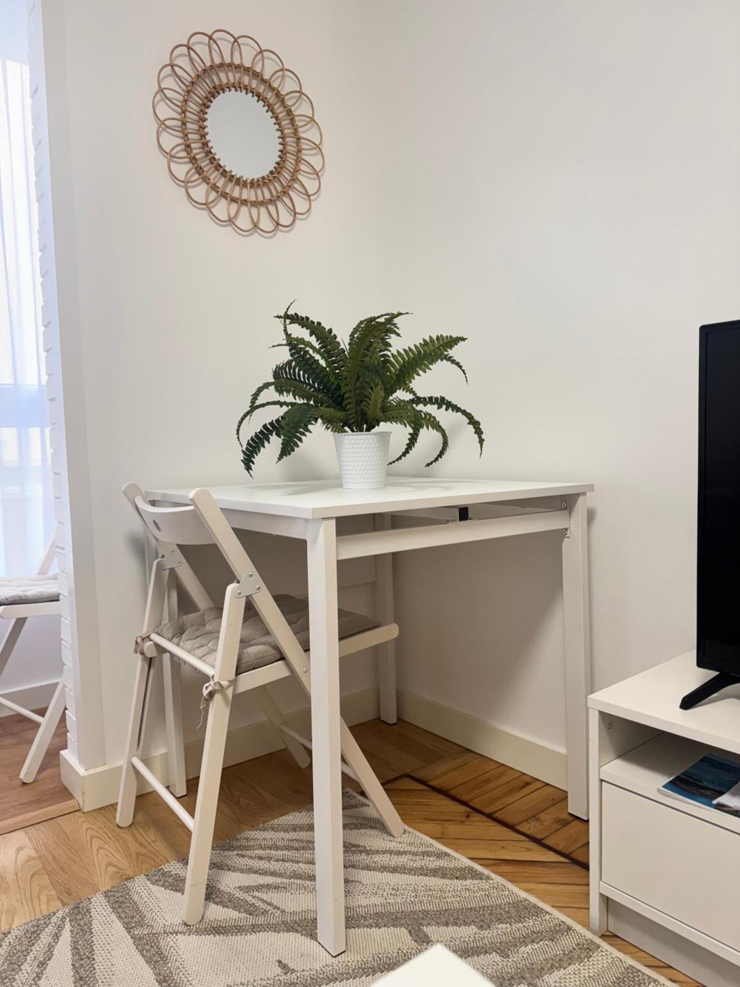 Apartamento Acogedor Santander Bagian luar foto